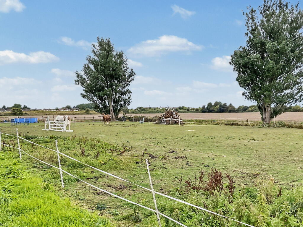 House in Preston - View 3