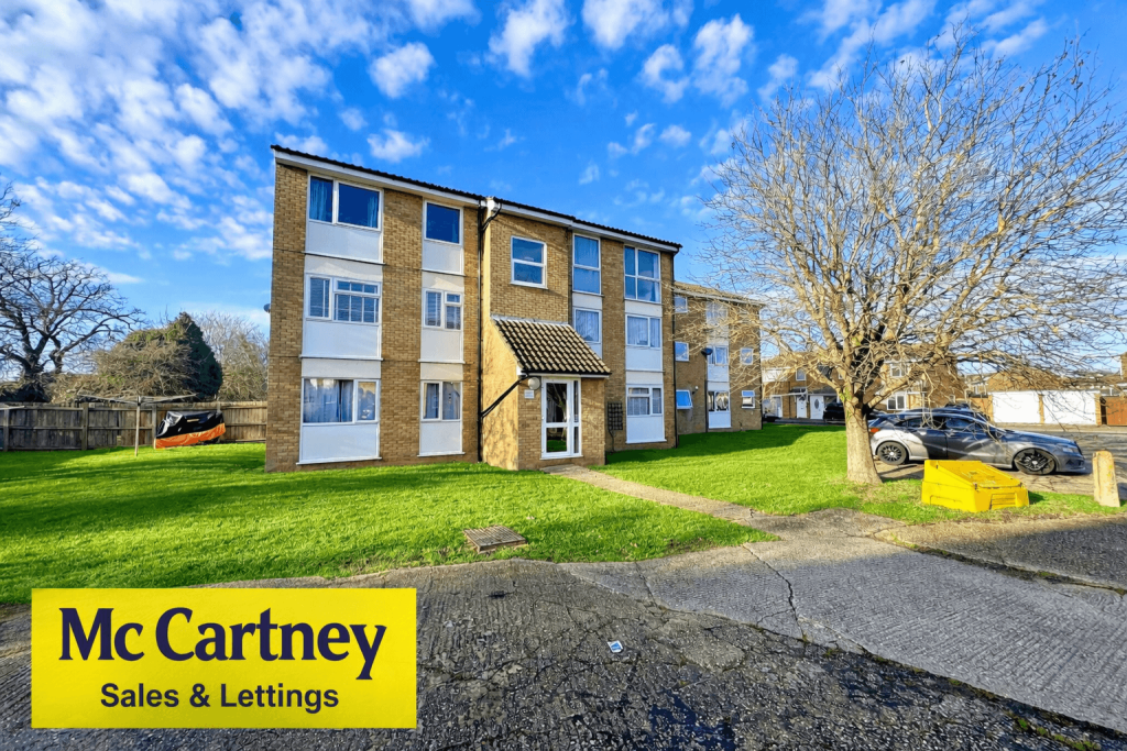 Main image of property: Woodrose Lodge, Lupin Drive, Chelmsford, Essex, CM1 6FS