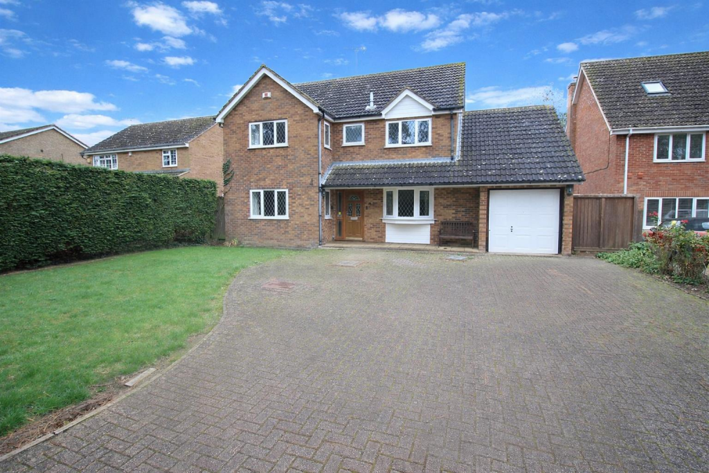Main image of property: Bedford Road, Rushden, NN10 0SB