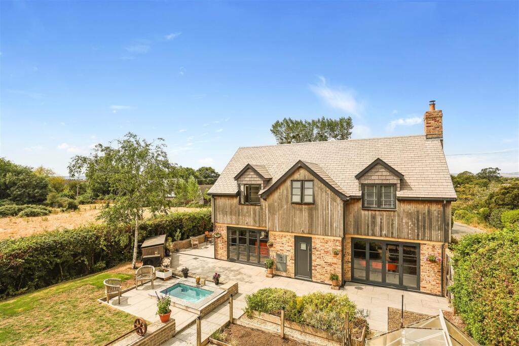 Main image of property: Horsemarling Lane, Standish, Stonehouse
