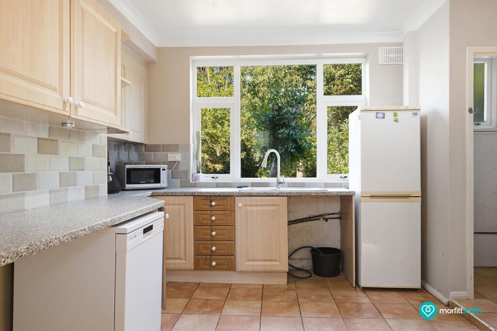 House in Sheffield, South Yorkshire - View 4