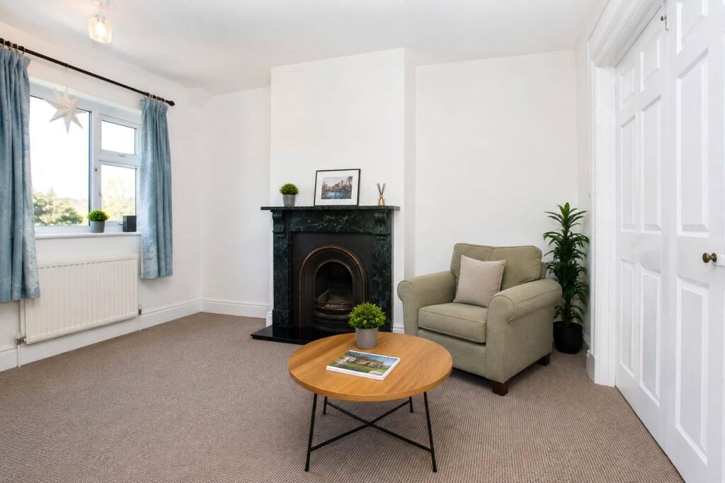 Apartment in Cambridge, Chesterton - View 5