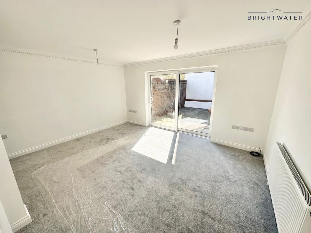 Apartment in Bournemouth - View 3