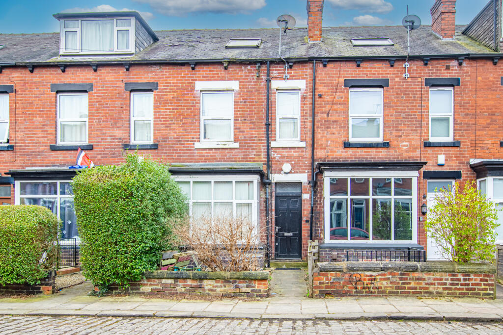 Main image of property: Newport Gardens, Leeds, LS6