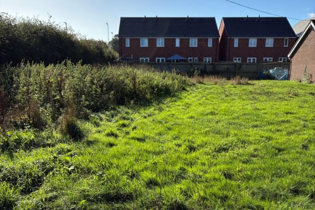 Greenfields Lane, Market Drayton - More