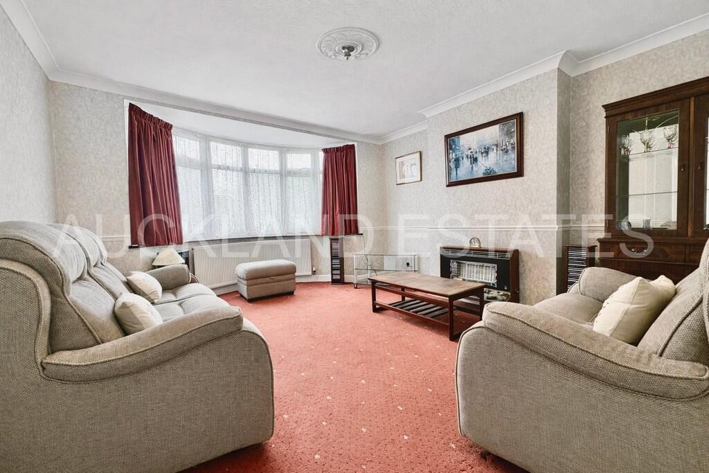 Aberdale Gardens, Potters Bar photo 2