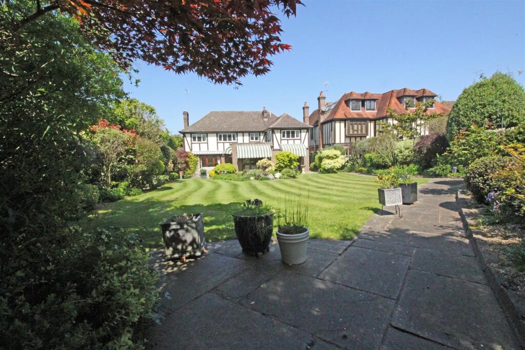 Additional image 27 of Brookmans Avenue, Brookmans Park