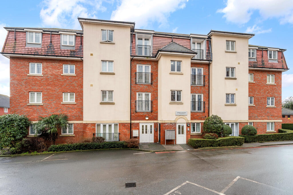 Main image of property: Schoolgate Drive, Morden, SM4