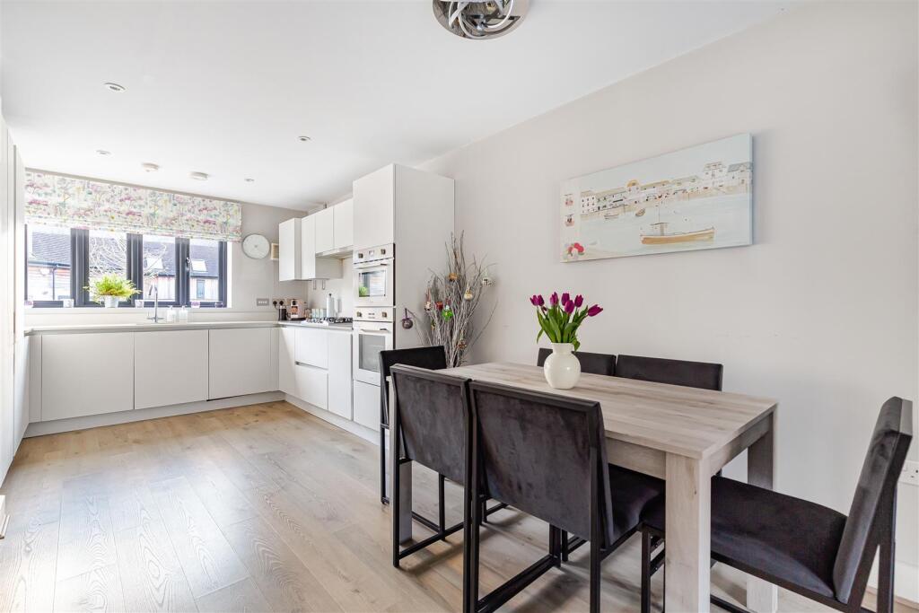 Kinsey Place, Linton, Cambridge photo 4