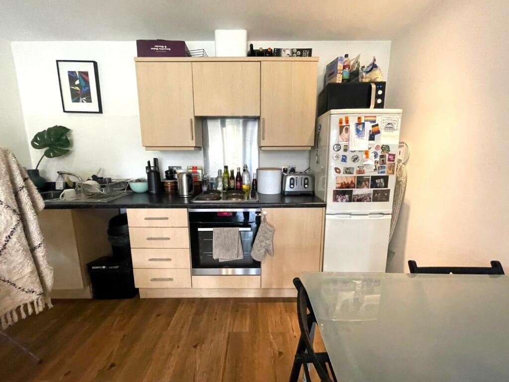 Apartment in London - View 3