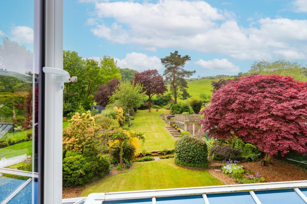 House in Langbank, Renfrewshire - View 2
