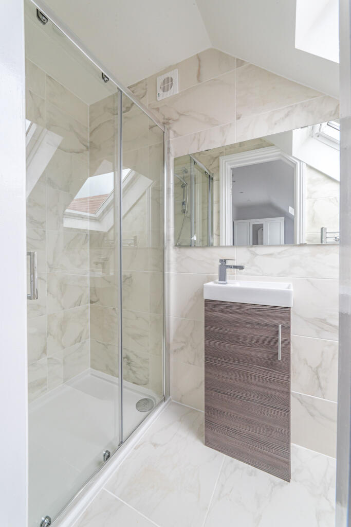 Apartment in Harrow - View 4