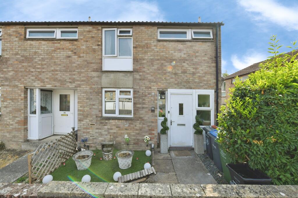 Main image of property: Ogilvie Square, Calne