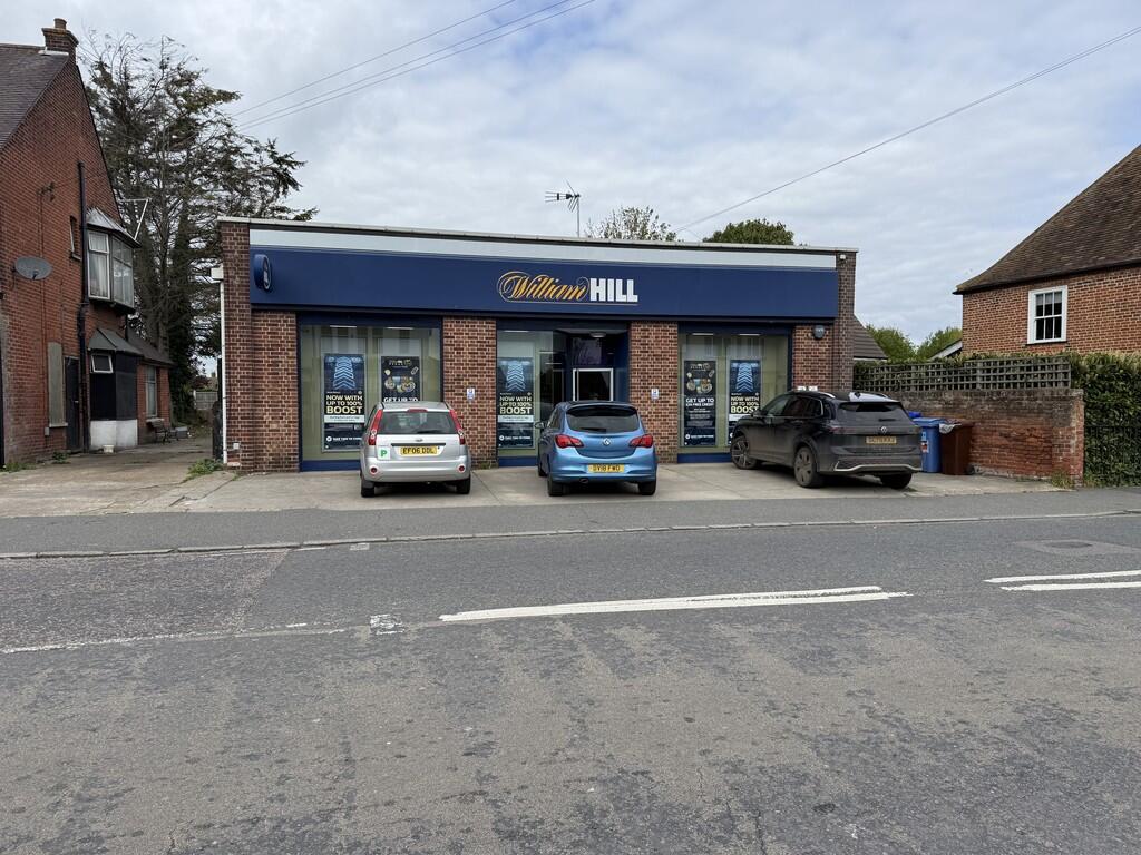 Main image of property: Former Britannia Garage (ex William Hill), 550 Main Road, Dovercourt, Harwich, CO12