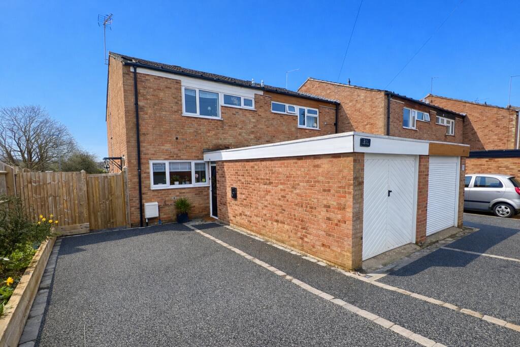 Main image of property: Staverton Road, Daventry, NN11 4EY