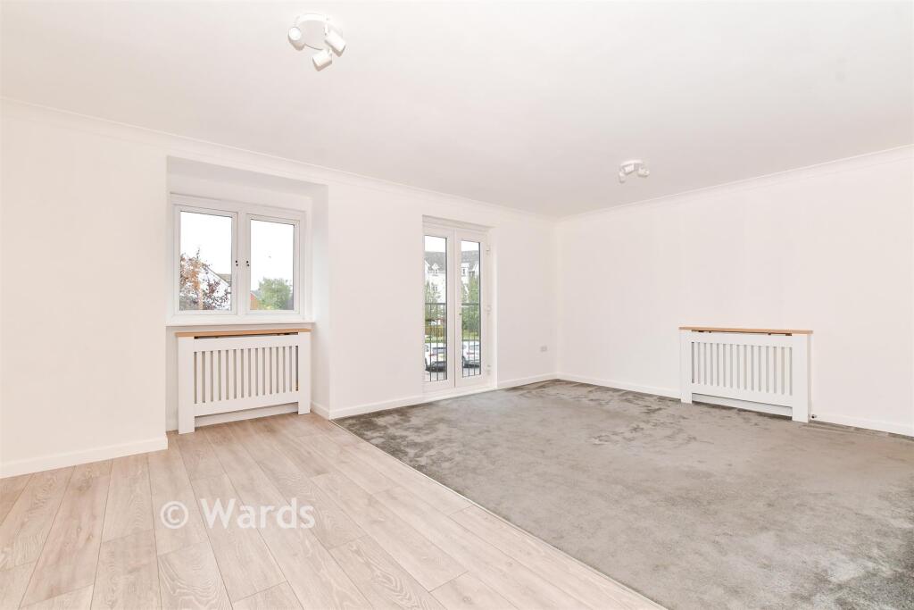 Apartment in Rochester - View 5