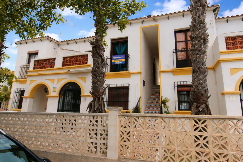Main image of property: Valencia, Alicante, Villamartin