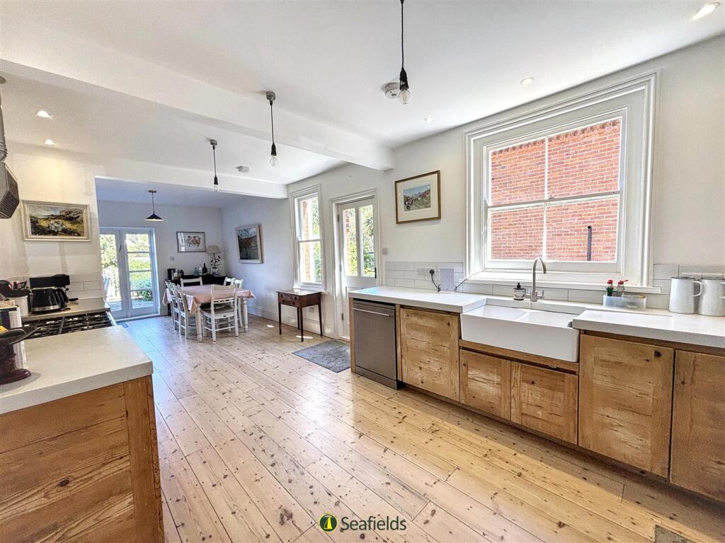House in Portsmouth, Nettlestone and Seaview - View 5