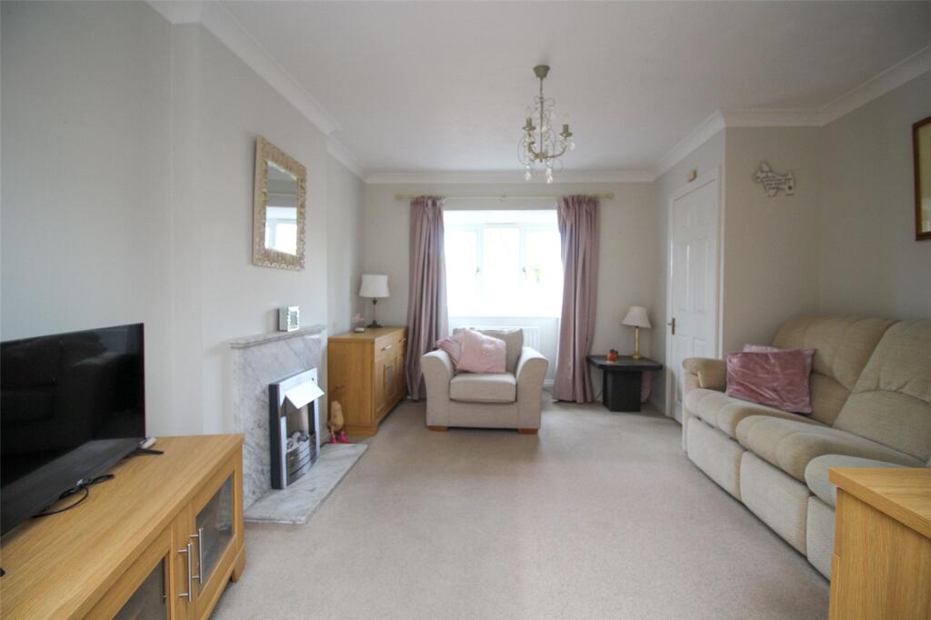 House in Southampton, Warsash - View 4
