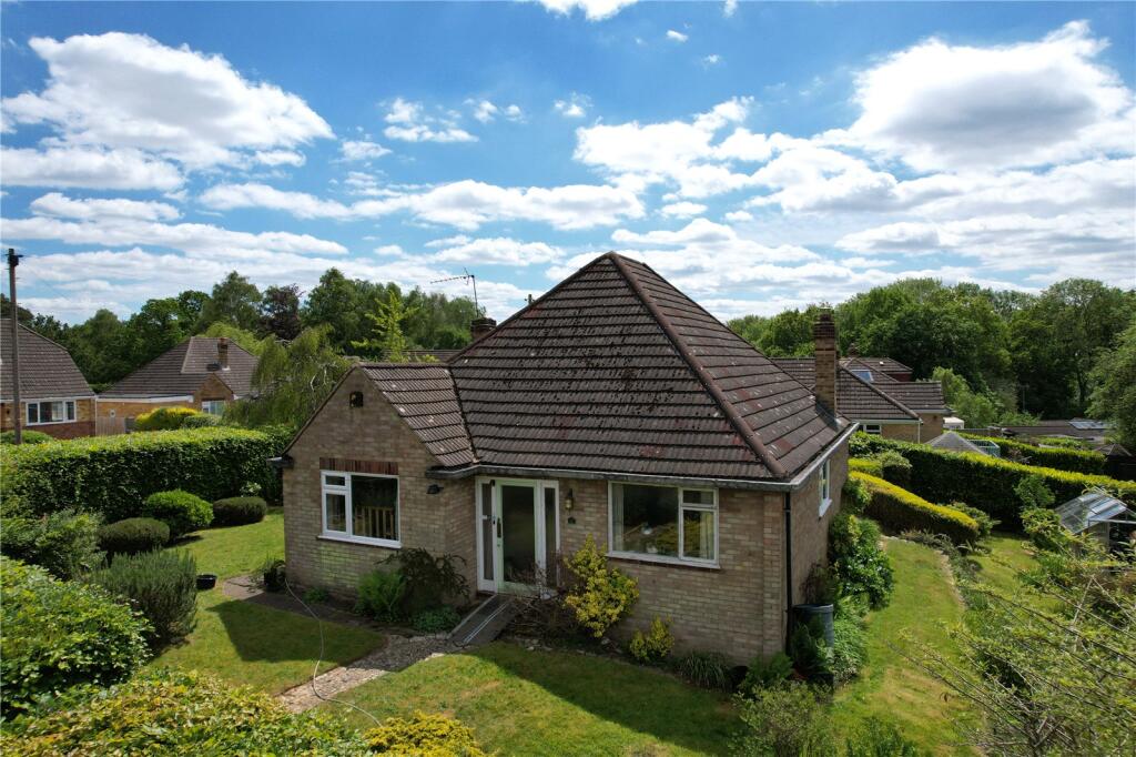 Main image of property: Farnham Park Close, Farnham, Surrey, GU9