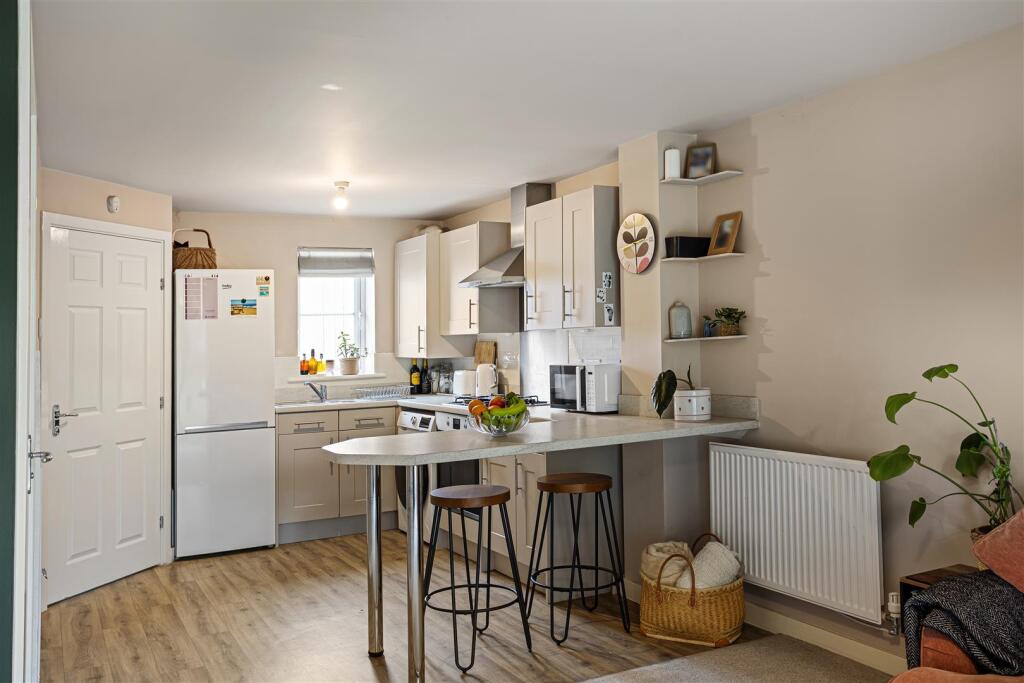 Snowdrop Close, Easingwold, York photo 3