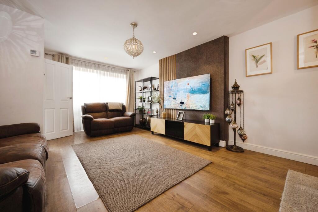 House in Kempston, Bedford - View 5
