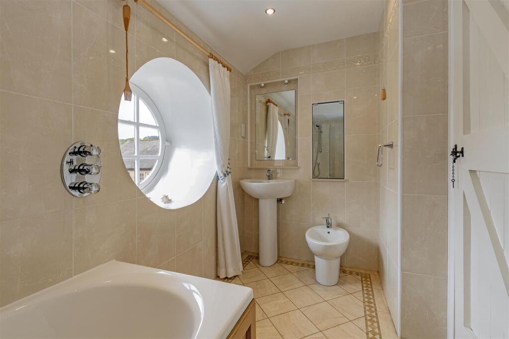 House in Derbyshire Dales, Grindleford - View 5