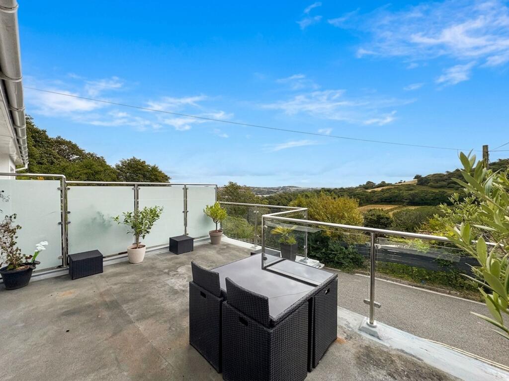 House in Truro - View 3