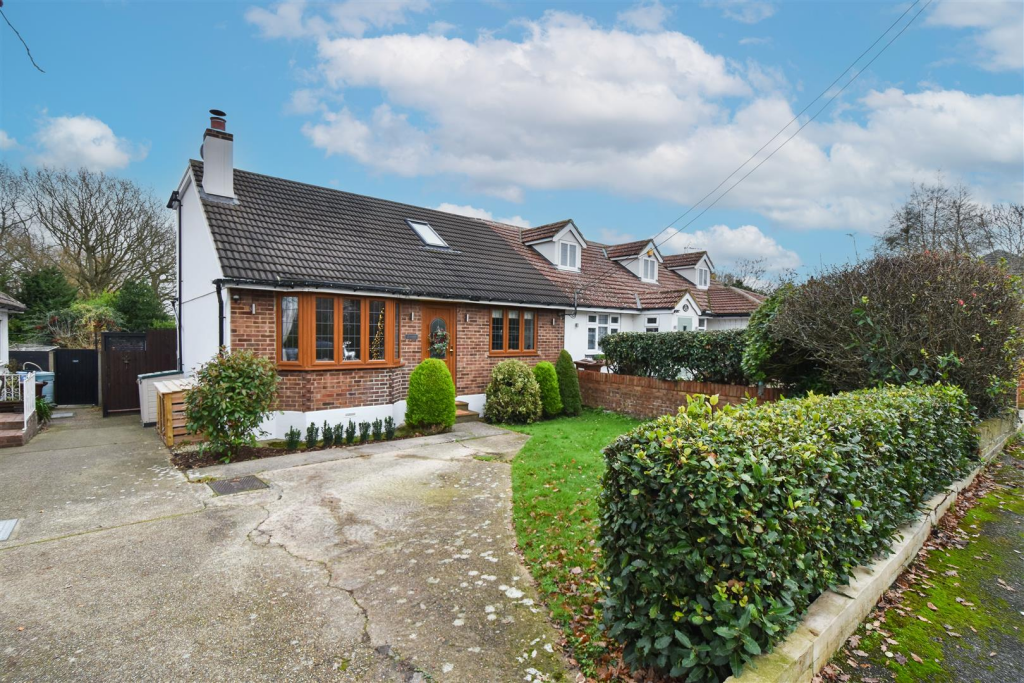 Main image of property: Spring Pond Meadow, Hook End, Brentwood