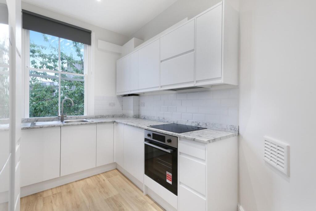 Apartment in London - View 5