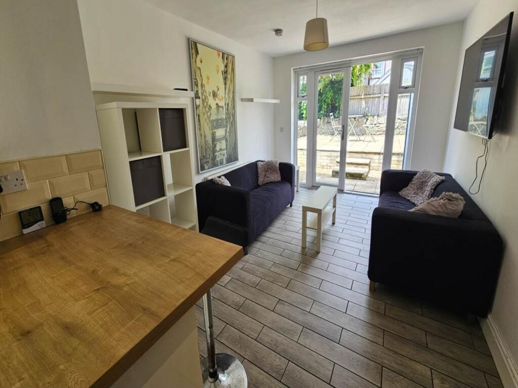 House in Cardiff - View 4