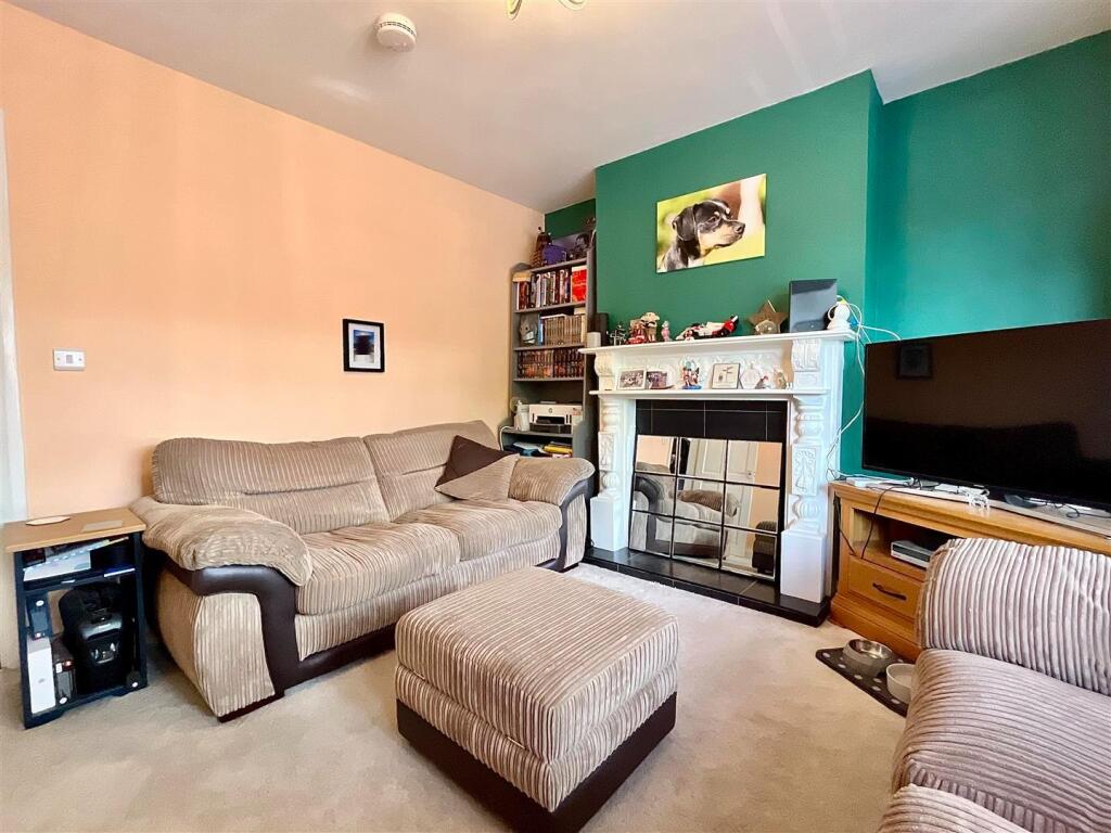Elmfield Avenue, Erdington, Birmingham photo 3
