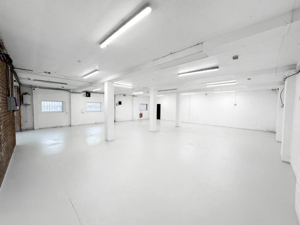 Additional image 4 of Unit 1 - Waterfall Trade Park, Unit 1, Waterfall Trade Park, Blackburn, BB2 2QD