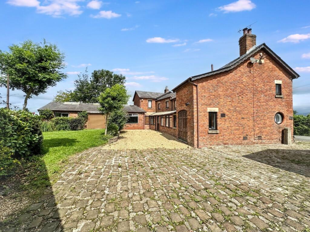 4-bed detached on Brierley Lane, Woodplumpton, £699,950