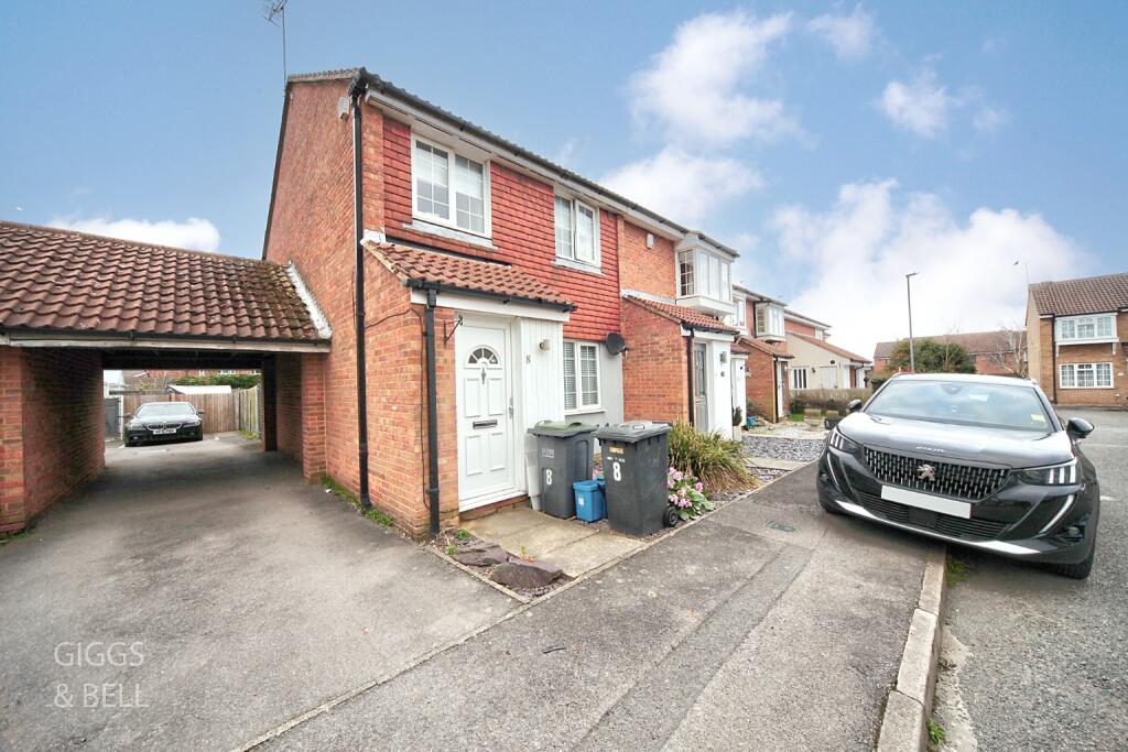 Main image of property: Renshaw Close, Luton, Bedfordshire, LU2