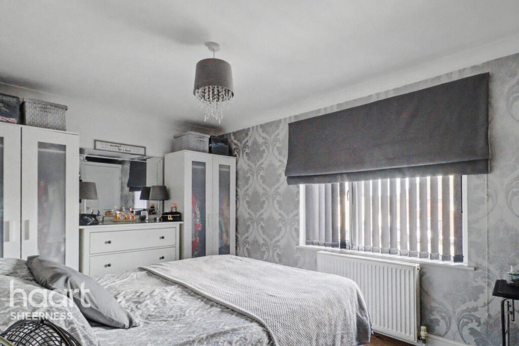 3-bed terraced on Marshall Crescent, Queenborough, £280,000