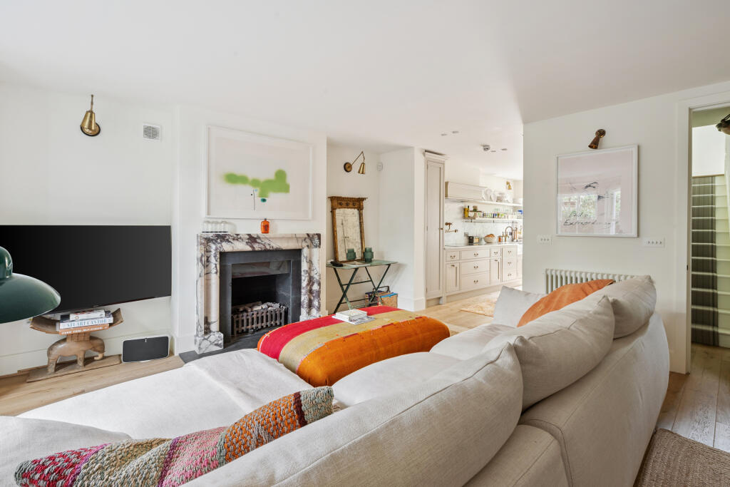 House in London - More