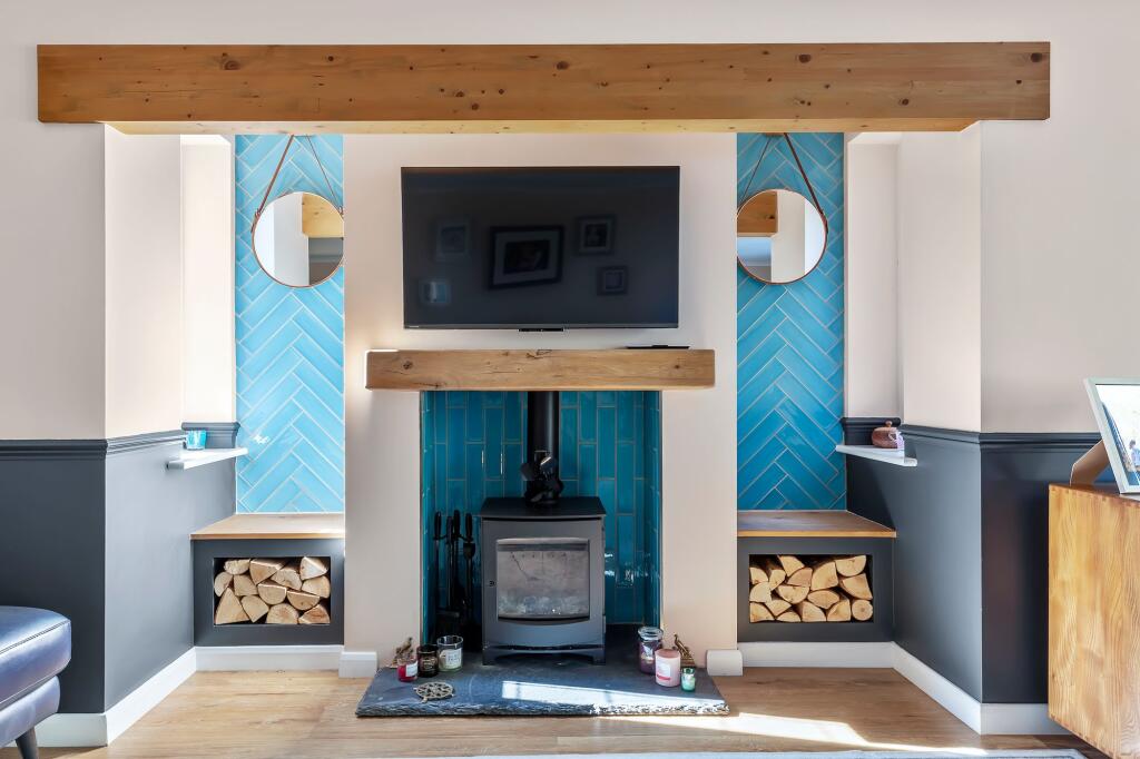 House in Bradford, Baildon - View 3