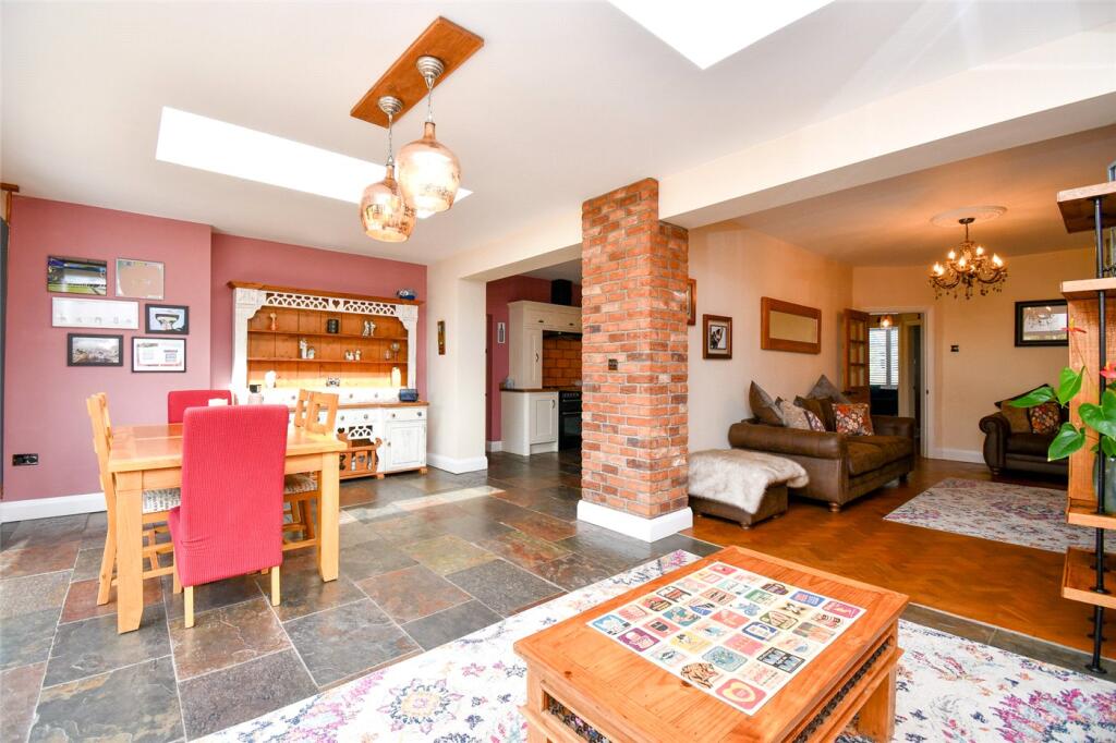 Lyndhurst Road, Irby, Wirral photo 4