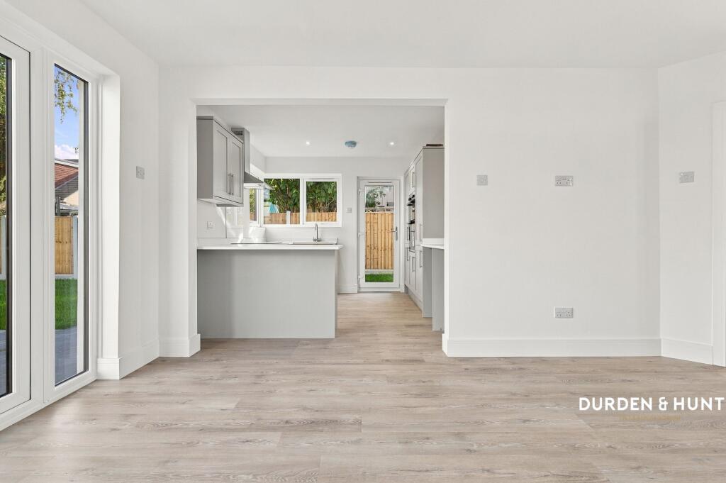 House in Southend-on-Sea, Leigh on Sea - View 4