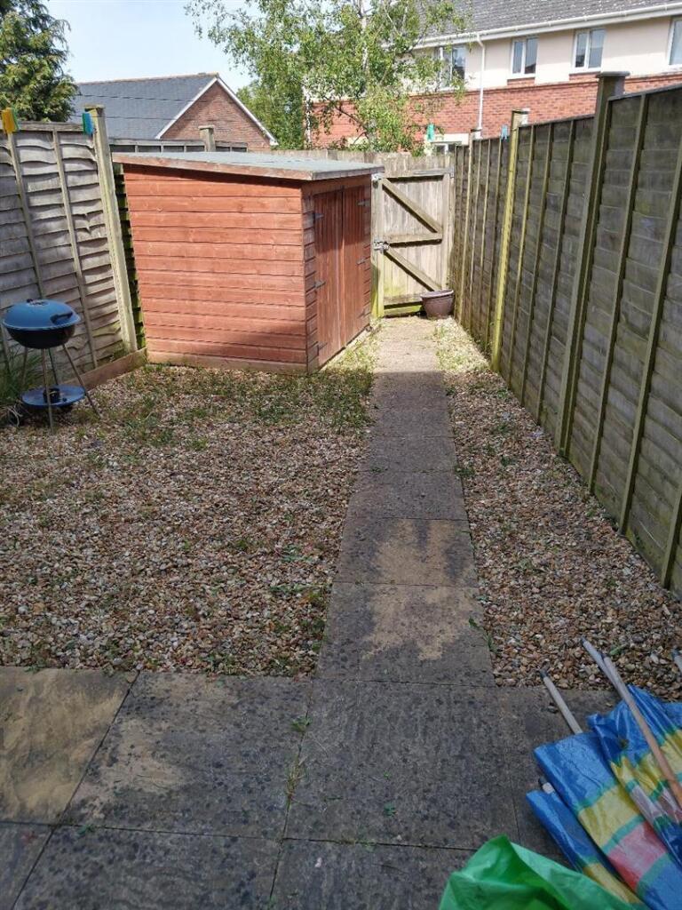 1 bedroom house share for rent