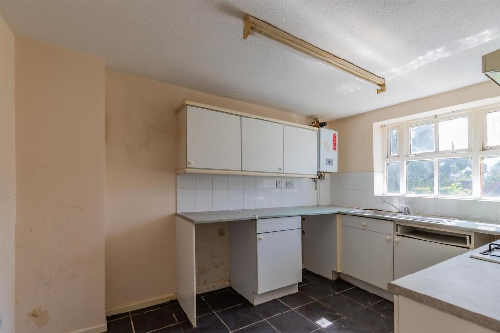 House in Cardiff, Grangetown - View 5
