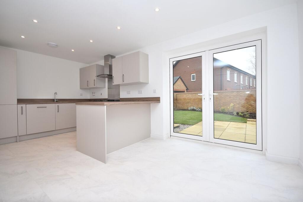 House in Northampton - View 4