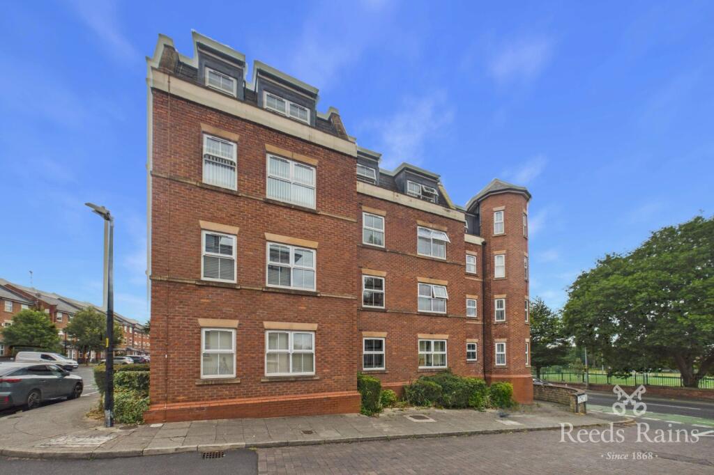 Main image of property: Great Clowes Street, Salford, Greater Manchester, M7