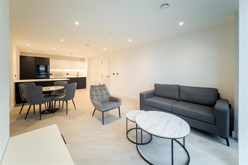 Main image of property: Vista River Tower, M5