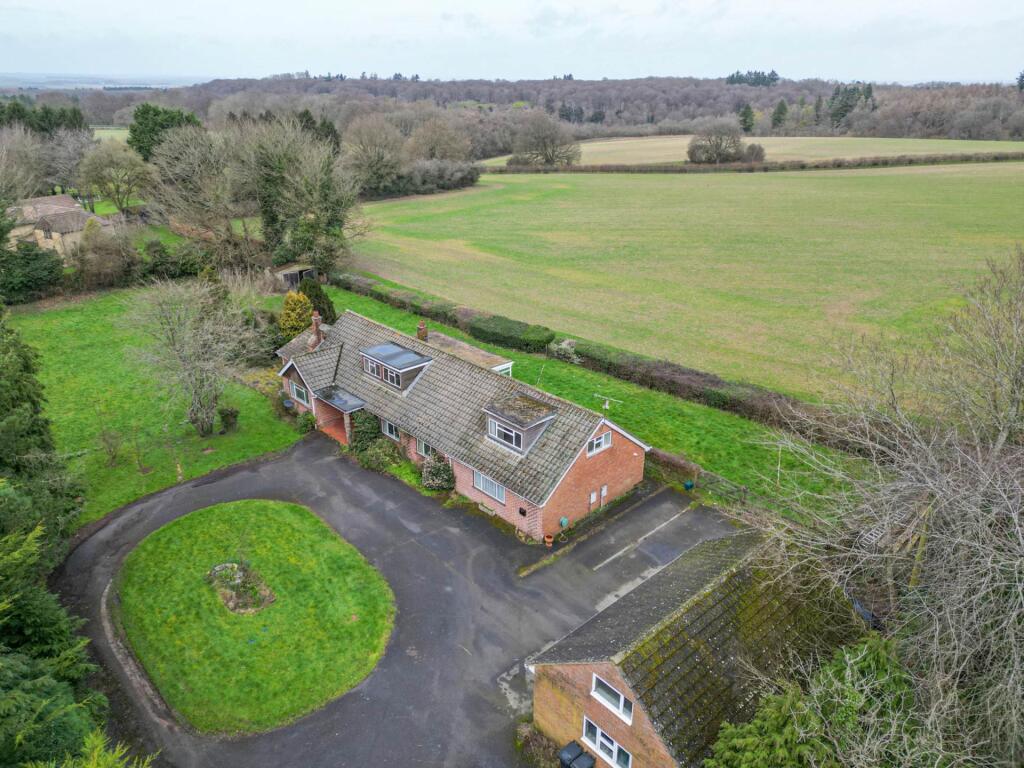 Main image of property: Crays Pond, Crays Pond, South Oxfortdshire