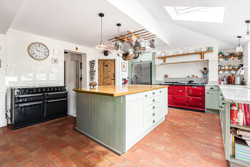 House in St Albans - View 4