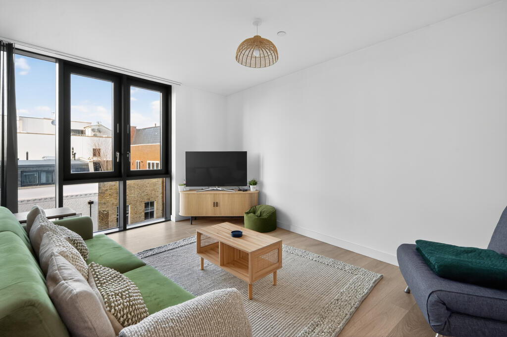 Apartment in London - More