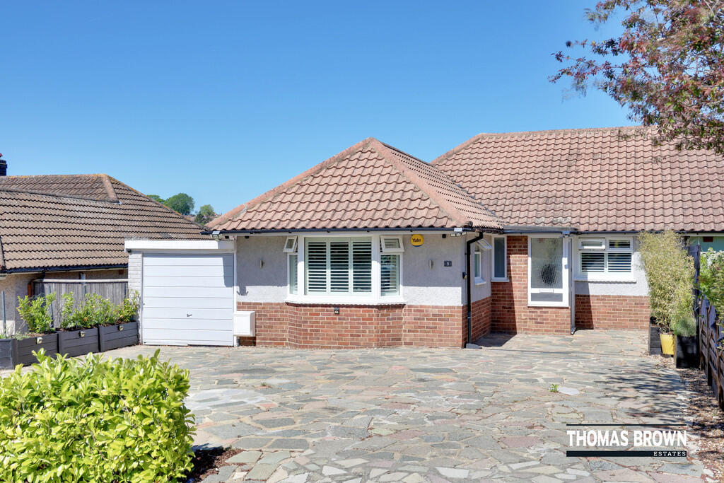 3-bed semi-detached on Curzon Close, Orpington, £625,000