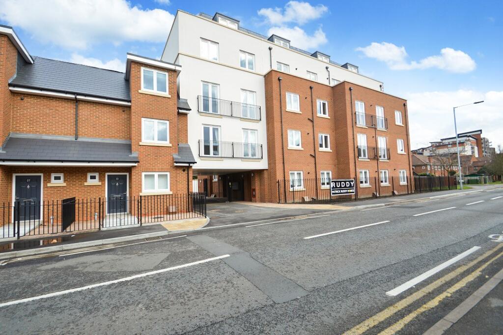 Main image of property: Chalvey Road East, Slough, Berkshire, SL1